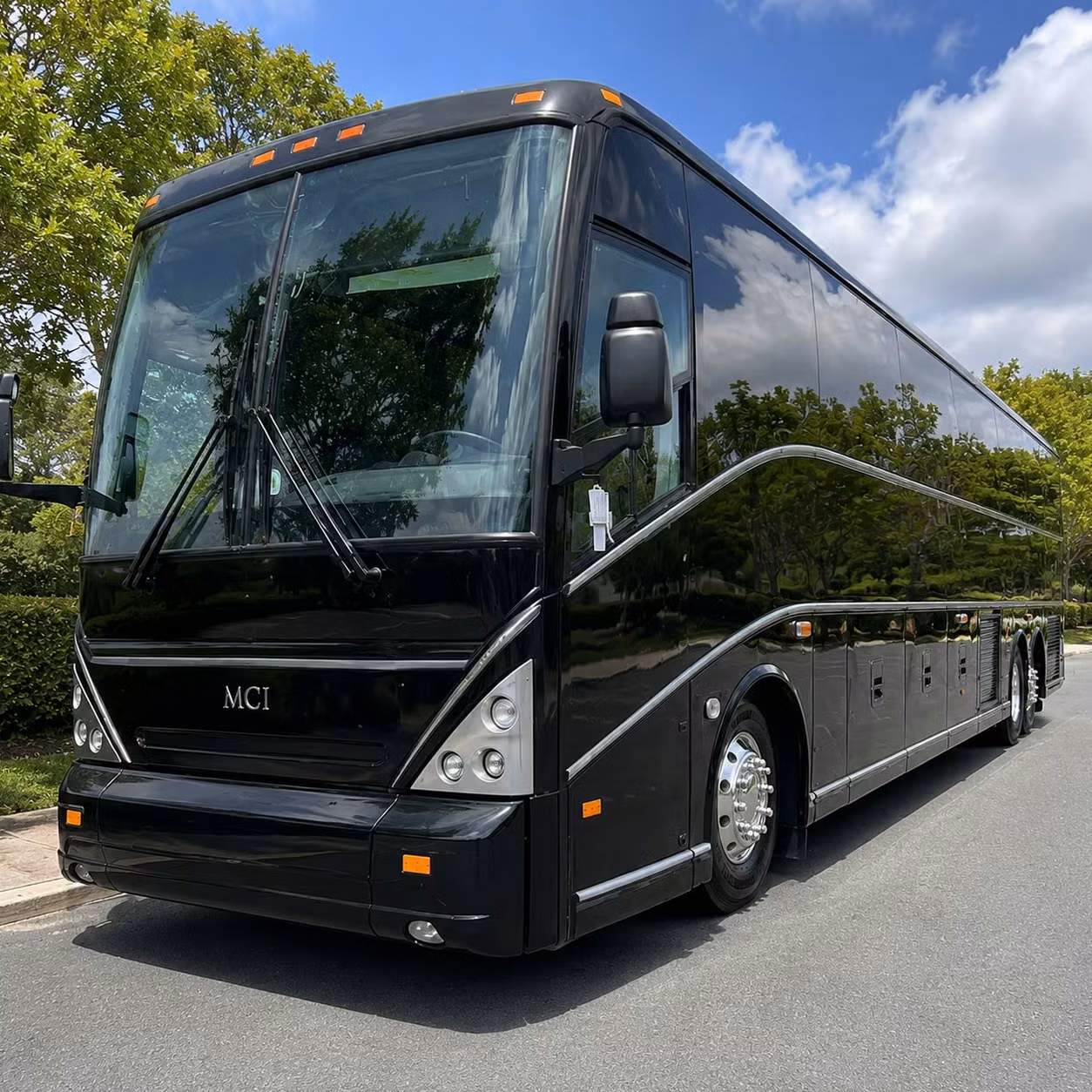 airport shuttle transportation from longmont to den and beyond