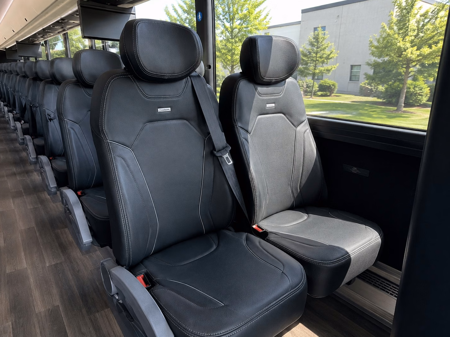 airport transfers for out of town wedding guests arriving in colorado