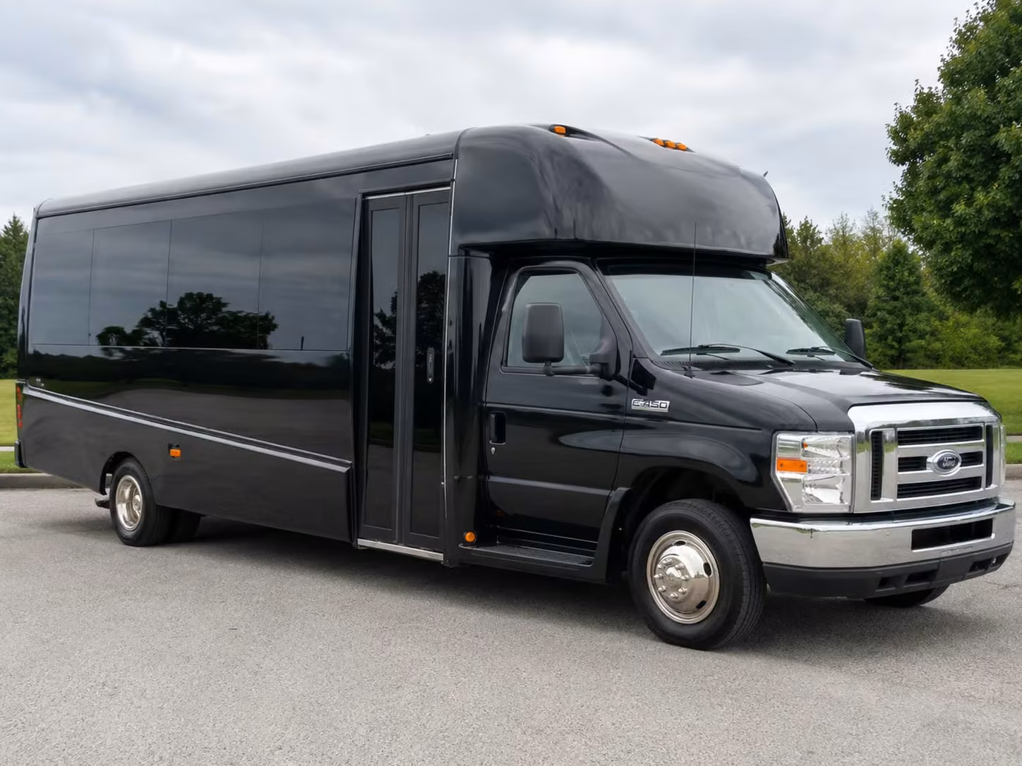 longmont airport transfer shuttle bus services