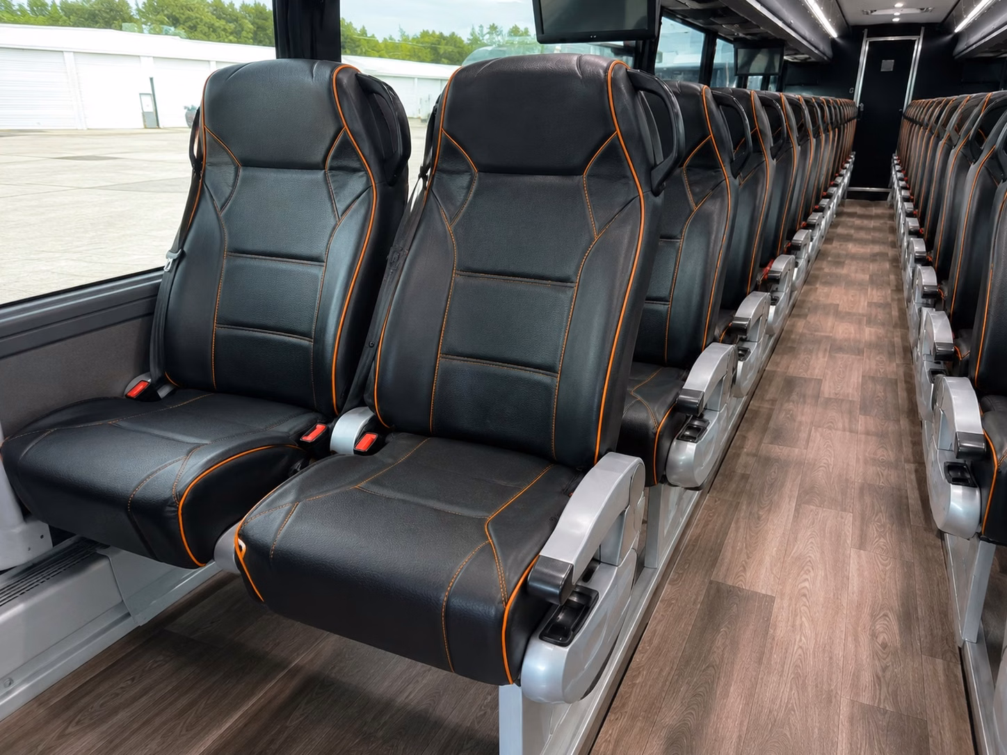 longmont bus rentals for school field trips