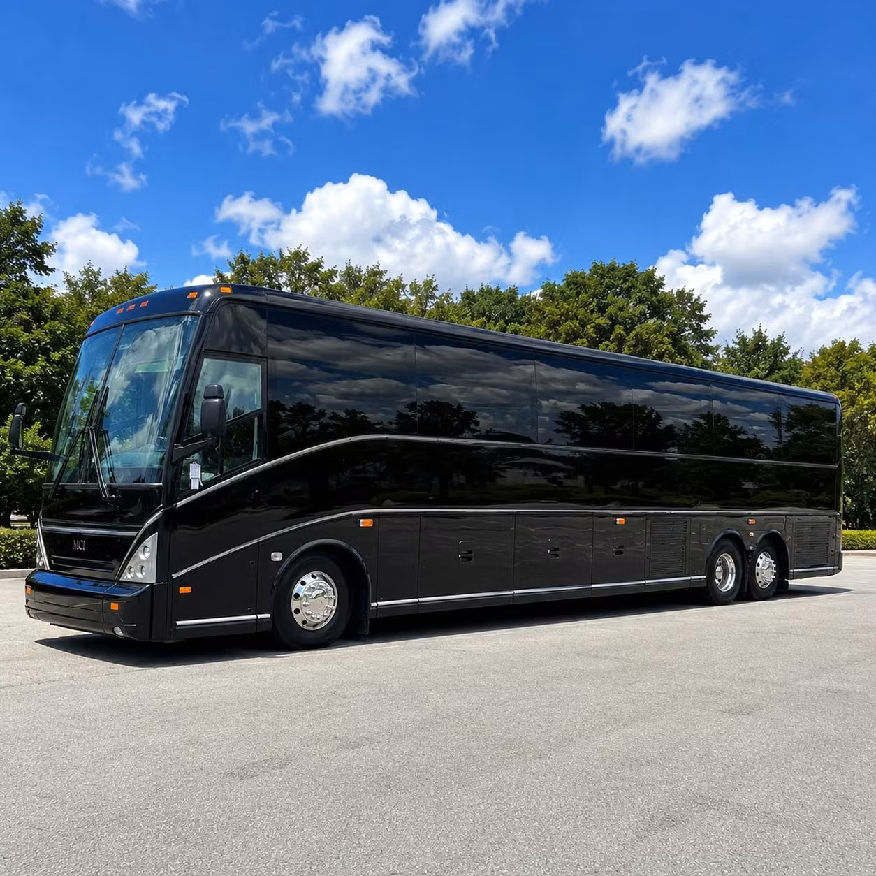 longmont employee shuttle services for daily commuters and corporate campuses