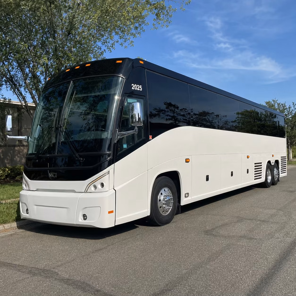 ski resort shuttle buses and mountain transportation from longmont