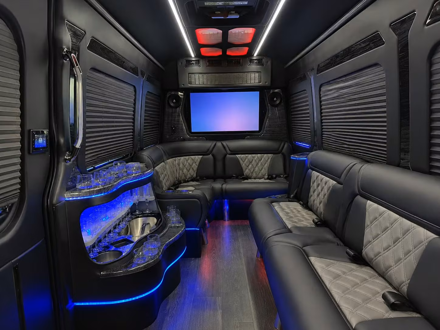 with longmontcharterbus com securing prom transportation for multiple schools in longmont is no problem at all